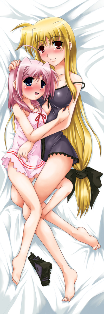 kurogane (majesticrune), caro ru lushe, fate testarossa, lyrical nanoha, mahou shoujo lyrical nanoha, mahou shoujo lyrical nanoha strikers, 00s, 2girls, barefoot, bed, blonde hair, feet, long hair, low-tied long hair, multiple girls, panties, underwear, unworn panties, very long hair