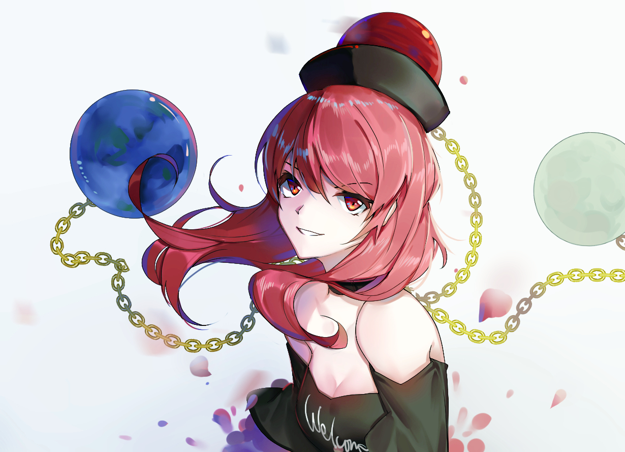 cui ying, hecatia lapislazuli, touhou, commentary, english commentary, 1girl, bare shoulders, black hat, black shirt, breasts, chain, cleavage, clothes writing, grin, hair between eyes, hat, looking at viewer, medium breasts, medium hair, off shoulder, pink hair, portrait, red eyes, shirt, smile, solo, white background