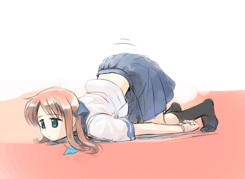 ikeda jun (mizutamari), original, 1girl, black socks, blue eyes, brown hair, female focus, pleated skirt, school uniform, serafuku, skirt, socks, solo