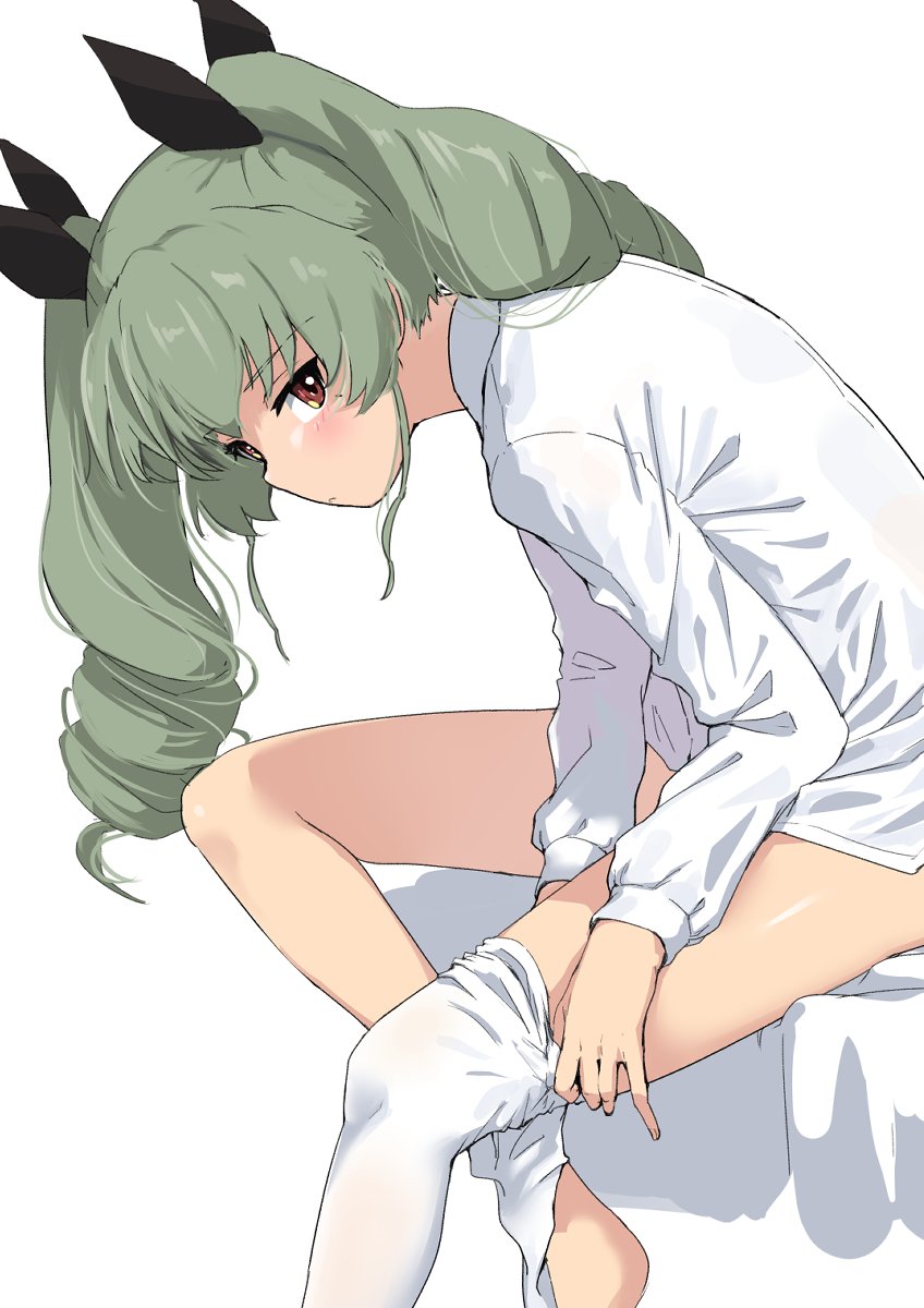 buchikaki, anchovy (girls und panzer), girls und panzer, highres, 1girl, blush, brown eyes, drill hair, green hair, hair ribbon, long hair, looking at viewer, ribbon, shirt, simple background, solo, thighhighs, twin drills, white background, white shirt, white thighhighs