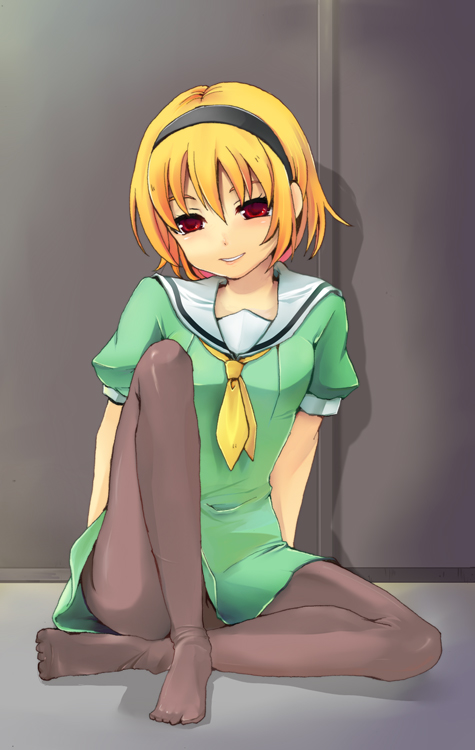 sazame, houjou satoko, higurashi no naku koro ni, 00s, 1girl, blonde hair, dress, feet, female focus, green dress, hairband, no shoes, pantyhose, red eyes, school uniform, serafuku, short hair, sitting, solo, upskirt