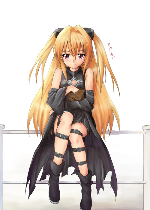 yuki usagi (mofurafu), konjiki no yami, to love-ru, 00s, blonde hair, long hair, red eyes, solo, thigh strap, twintails, two side up