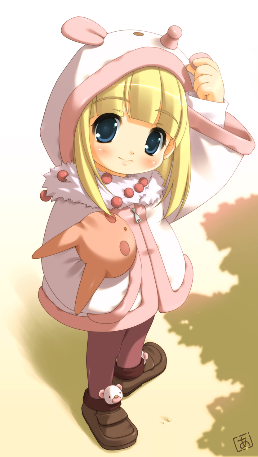 akiba hideki, highres, 1girl, blonde hair, blue eyes, blush, female focus, full body, gradient background, outdoors, solo, standing