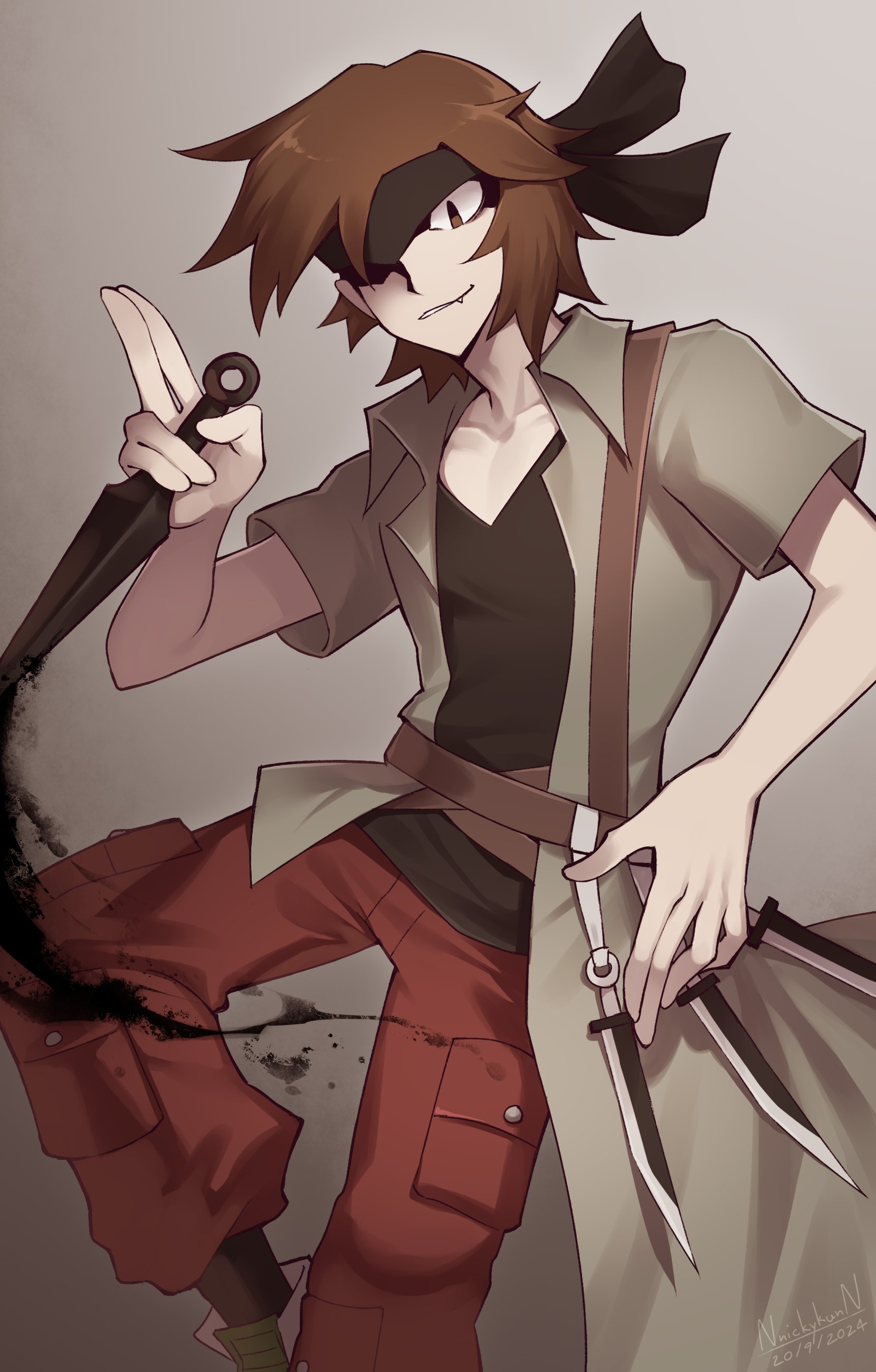 nnickykunn, kurohebi, len'en, absurdres, commentary, english commentary, highres, 1boy, baggy pants, bare arms, belt, black headband, black shirt, black socks, boots, brown belt, brown boots, brown eyes, brown hair, coat, collared coat, crossed belts, dagger, fang, fang out, feet out of frame, genderswap, genderswap (otm), green coat, grey background, hand on own hip, headband, holding, holding kunai, holding weapon, ink, knee up, knife, kunai, looking at viewer, male focus, one eye covered, open clothes, open coat, pants, parted lips, pectoral cleavage, pectorals, pocket, red pants, shirt, short hair, short sleeves, simple background, smirk, socks, solo, v-neck, weapon
