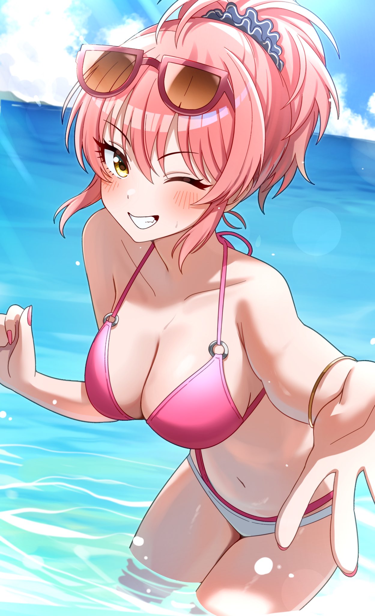 niban (puka 0507), jougasaki mika, idolmaster, idolmaster cinderella girls, highres, 1girl, bare shoulders, bikini, blue scrunchie, blush, breasts, cleavage, collarbone, eyewear on head, grin, hair between eyes, long hair, looking at viewer, medium breasts, navel, o-ring, o-ring bikini, o-ring top, one eye closed, partially submerged, pink bikini, pink hair, ponytail, scrunchie, sidelocks, smile, solo, sunglasses, swimsuit, thighs, yellow eyes