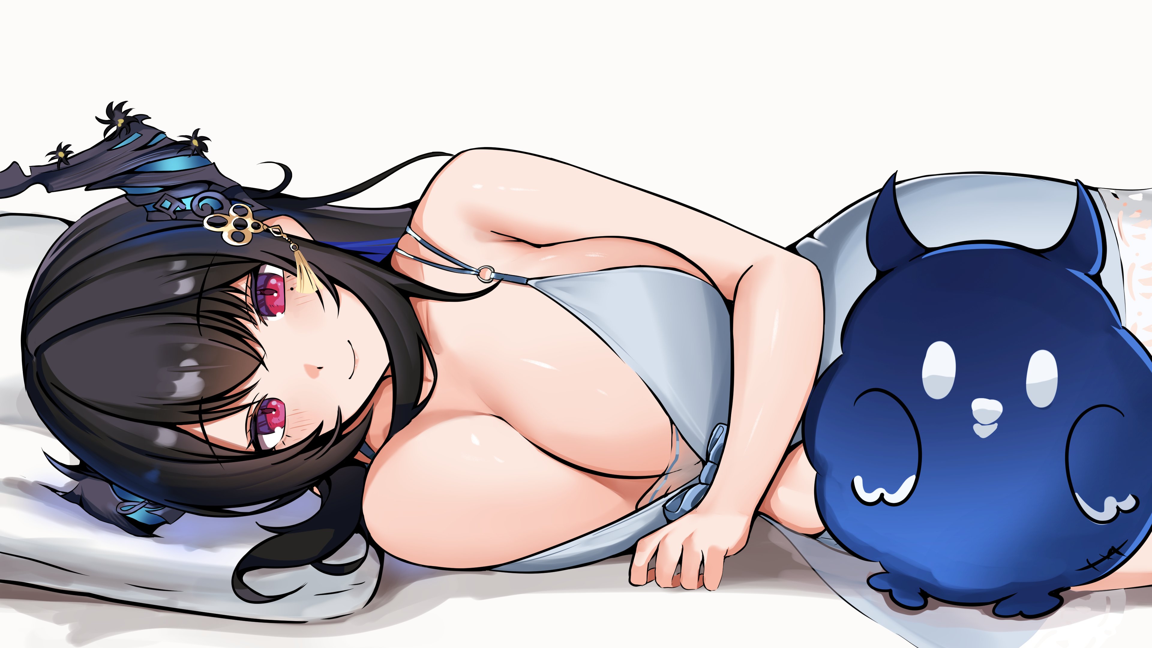panpanmc4, jailbird (nerissa ravencroft), nerissa ravencroft, hololive, hololive english, absurdres, highres, 1girl, alternate costume, asymmetrical horns, bare shoulders, black hair, blue hair, breasts, cleavage, closed mouth, collarbone, colored inner hair, demon horns, flower, hair ornament, horn flower, horns, large breasts, long hair, looking at viewer, lying, mole, mole under eye, multicolored hair, nightgown, red eyes, simple background, smile, two-tone hair, uneven horns, very long hair, virtual youtuber, white background, white nightgown