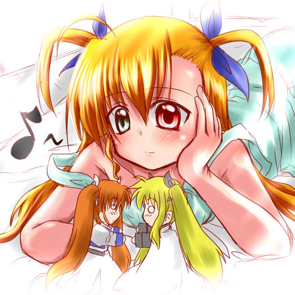 misana, fate testarossa, takamachi nanoha, vivio, lyrical nanoha, mahou shoujo lyrical nanoha, mahou shoujo lyrical nanoha strikers, 00s, 3girls, blonde hair, brown hair, cape, character doll, chibi, doll, green eyes, heterochromia, magical girl, multiple girls, musical note, o o, red eyes, red hair, twintails