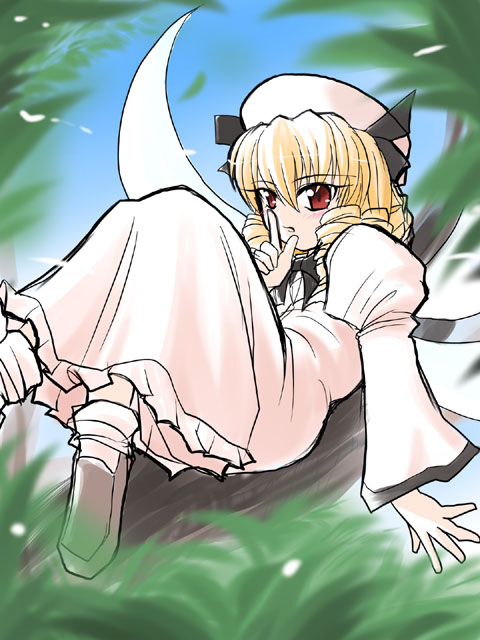 yuzukineko, luna child, eastern and little nature deity, touhou, 1girl, fairy, female focus, solo, tree