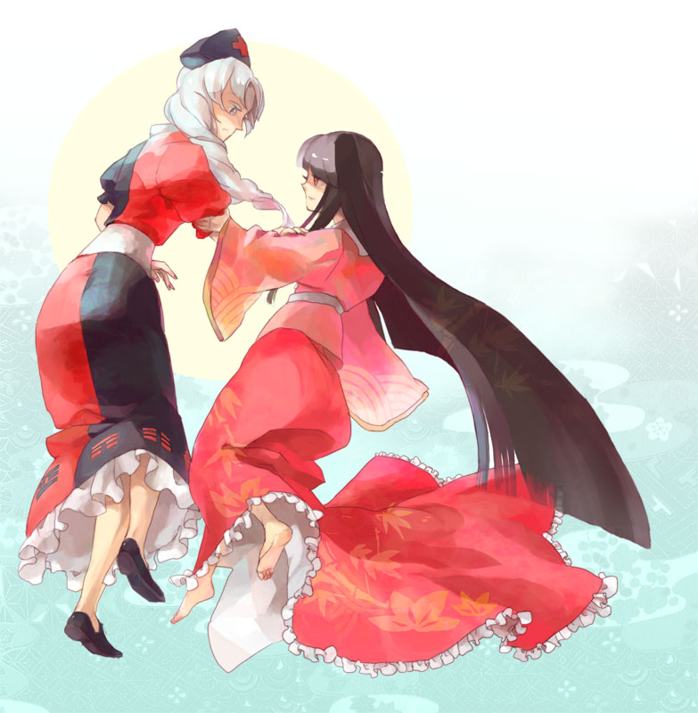 shako, houraisan kaguya, yagokoro eirin, touhou, silver hair, bad id, bad pixiv id, 2girls, barefoot, black hair, female focus, multiple girls, trigram