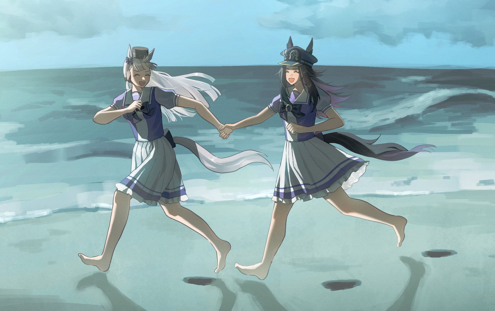 himo (user rzgz5877), fenomeno (umamusume), gold ship (umamusume), umamusume, highres, animal ears, barefoot, beach, black hair, blue sky, blunt bangs, bow, breasts, brown hat, closed eyes, cloud, ear bow, ear ornament, ears through headwear, flipped hair, footprints, grey hair, hat, holding hands, horse ears, horse girl, horse tail, long hair, multicolored hair, multiple girls, ocean, open mouth, outdoors, peaked cap, pillbox hat, puffy short sleeves, puffy sleeves, purple bow, purple hair, purple serafuku, purple shirt, purple skirt, sailor collar, sailor shirt, sand, school uniform, serafuku, shirt, short sleeves, skirt, sky, smile, tail, tracen school uniform, water, white sailor collar, white skirt