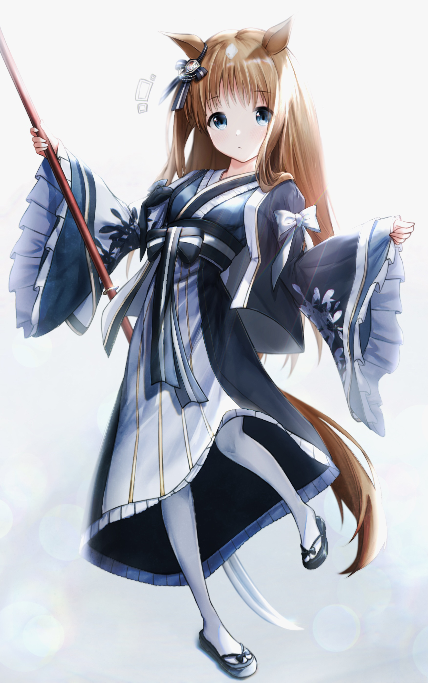 phos phos, grass wonder (umamusume), umamusume, absurdres, highres, 1girl, animal ears, blue eyes, blue kimono, blush, bow, brown hair, closed mouth, ear bow, ear ornament, ear ribbon, holding, holding polearm, holding weapon, horse ears, horse girl, horse tail, japanese clothes, kimono, long hair, long sleeves, looking at viewer, multicolored hair, naginata, pantyhose, polearm, sandals, sash, simple background, solo, tail, weapon, white hair, white pantyhose, wide sleeves