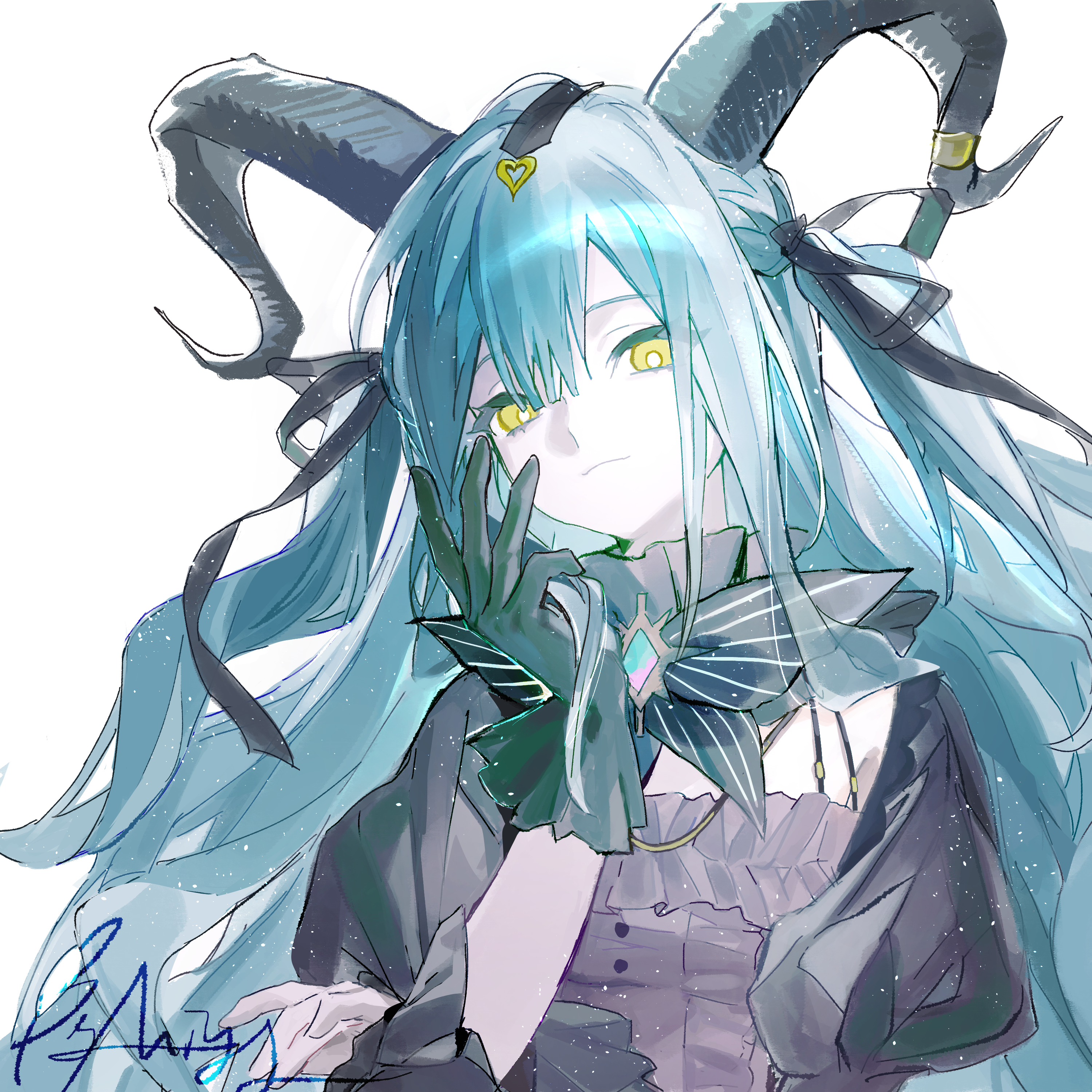 togawa sakiko, arknights, bang dream!, bang dream! it's mygo!!!!!, absurdres, chinese commentary, commentary request, highres, 1girl, black dress, black gloves, black horns, black ribbon, blue hair, closed mouth, curled horns, detached collar, dress, gloves, hair between eyes, hair ribbon, hand up, horn ornament, horn ring, horns, long hair, looking at viewer, official alternate costume, ribbon, shenhai juxing heidong wei zhangyu, sidelocks, signature, simple background, smile, solo, togawa sakiko (master of melodia), upper body, white background, yellow eyes