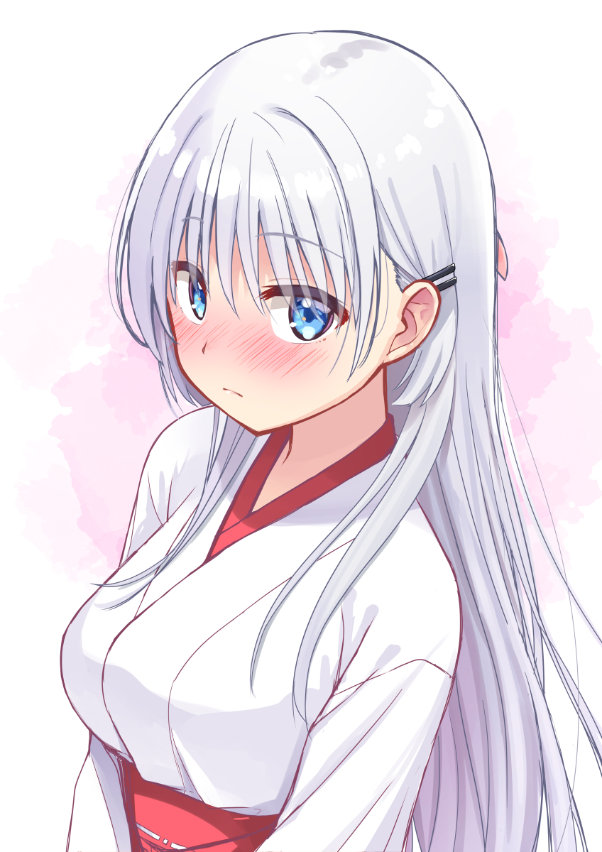 tenjou ryuka, naruse shiroha, summer pockets, clip studio paint (medium), commentary, highres, making-of available, variant set, 1girl, arms at sides, blue eyes, blunt ends, blush, breasts, closed mouth, embarrassed, eyes visible through hair, frown, hair behind ear, hair between eyes, hair ornament, hairclip, hakama, japanese clothes, kimono, large breasts, long hair, long sleeves, looking at viewer, miko, nose blush, official alternate costume, parallel hairclips, red hakama, sidelocks, simple background, solo, straight hair, upper body, very long hair, white background, white hair, white kimono, wide sleeves