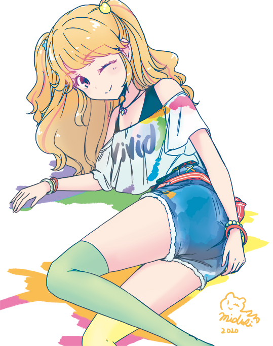 mizuki maya, natsuki mikuru, aikatsu!, aikatsu! (series), commentary request, 1girl, ;), blonde hair, blue shorts, breasts, cleavage, collared shirt, feet out of frame, green thighhighs, looking at viewer, lying, off-shoulder shirt, off shoulder, on side, one eye closed, over-kneehighs, pink eyes, shirt, short shorts, shorts, signature, simple background, smile, solo, thighhighs, two side up, white background, white shirt