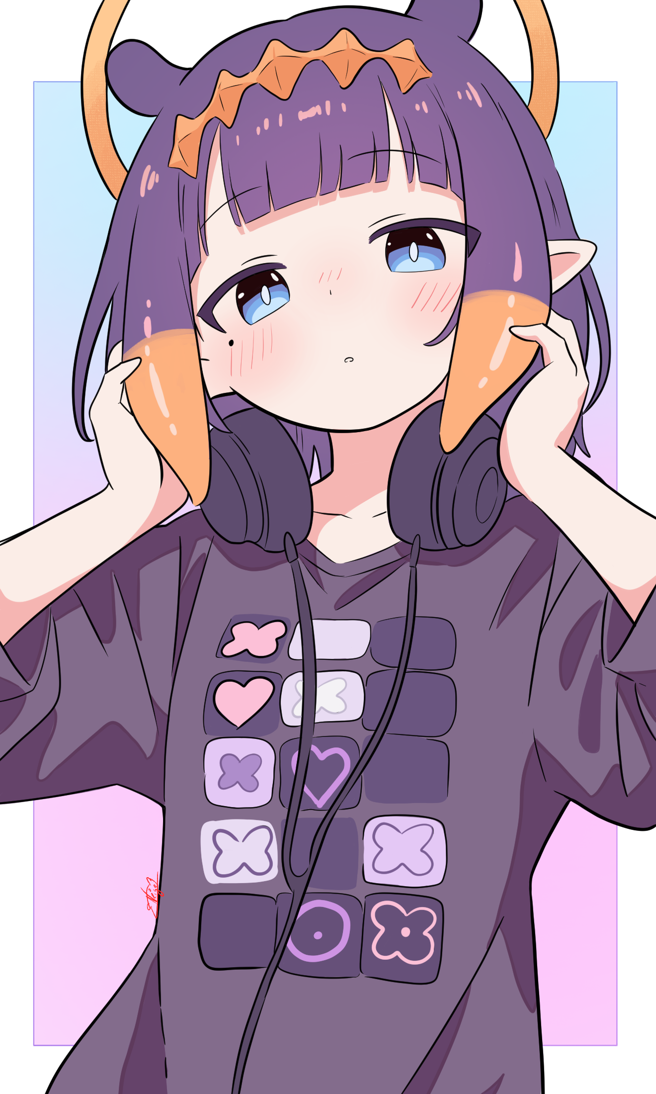 noire neige, ninomae ina'nis, hololive, hololive english, highres, 1girl, :o, blue eyes, blush, collarbone, dot nose, flat chest, gradient background, halo, headphones, headphones around neck, looking at viewer, loose clothes, mole, mole under eye, multicolored hair, orange hair, purple hair, simple background, solo