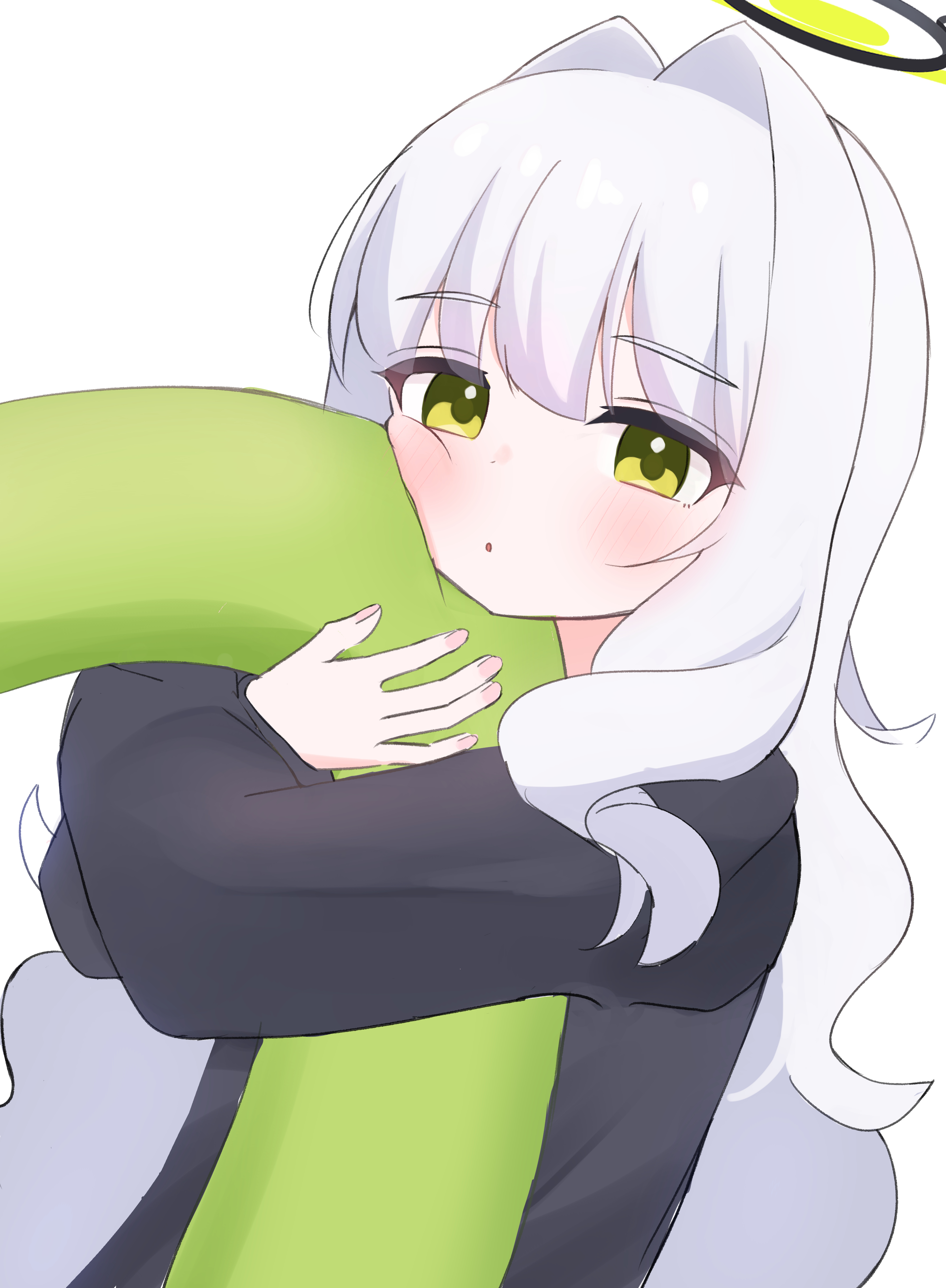 herananu117, hare (blue archive), hare (pajamas) (blue archive), blue archive, absurdres, commentary request, highres, 1girl, black halo, black shirt, blush, from side, green eyes, green halo, hair between eyes, hair intakes, halo, hugging object, long hair, long sleeves, looking at viewer, official alternate costume, pillow, pillow hug, shirt, sidelocks, simple background, solo, upper body, very long hair, white background, white hair