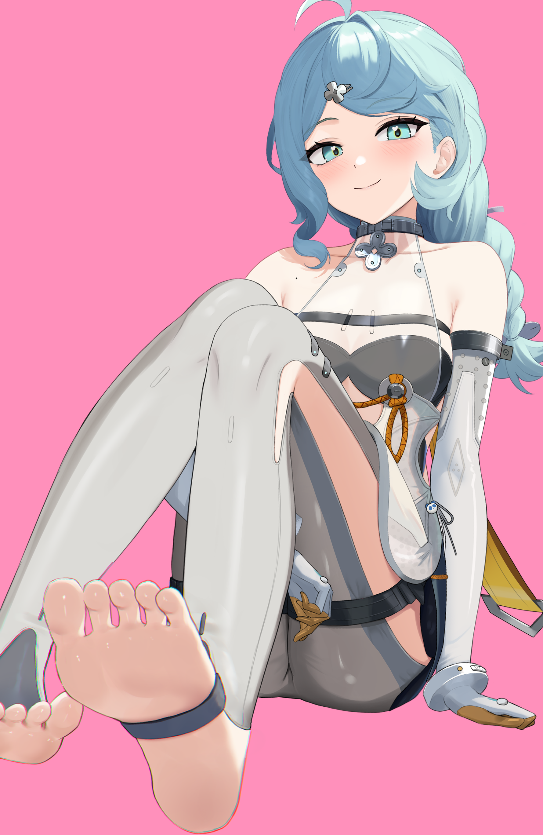4kebidayo, seed (zenless zone zero), zenless zone zero, absurdres, highres, 1girl, ahoge, aqua eyes, ass, bare shoulders, blue hair, braid, braided ponytail, breasts, closed mouth, clover hair ornament, collarbone, elbow gloves, feet, gloves, hair ornament, hairclip, knees up, legs, long hair, pink background, simple background, sitting, sleeveless, smile, soles, solo, stirrup legwear, thighs, toeless legwear, toes