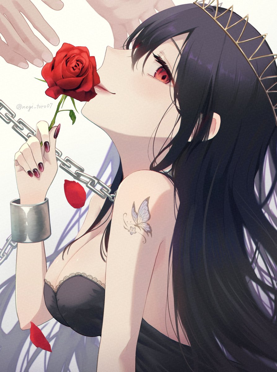 original, commentary request, highres, 1girl, amanegi toro, arm tattoo, black dress, black hair, breasts, bug, butterfly, chain, cleavage, cuffs, dress, flower, from side, insect, long hair, looking at viewer, medium breasts, red eyes, red flower, red rose, rose, shackles, simple background, smile, solo focus, strapless, strapless dress, tattoo, twitter username