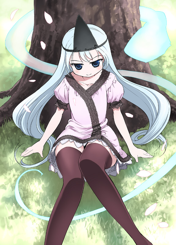 takahata yuki, original, 1girl, black thighhighs, female focus, ghost, hitaikakushi, solo, thighhighs, triangular headpiece, zettai ryouiki