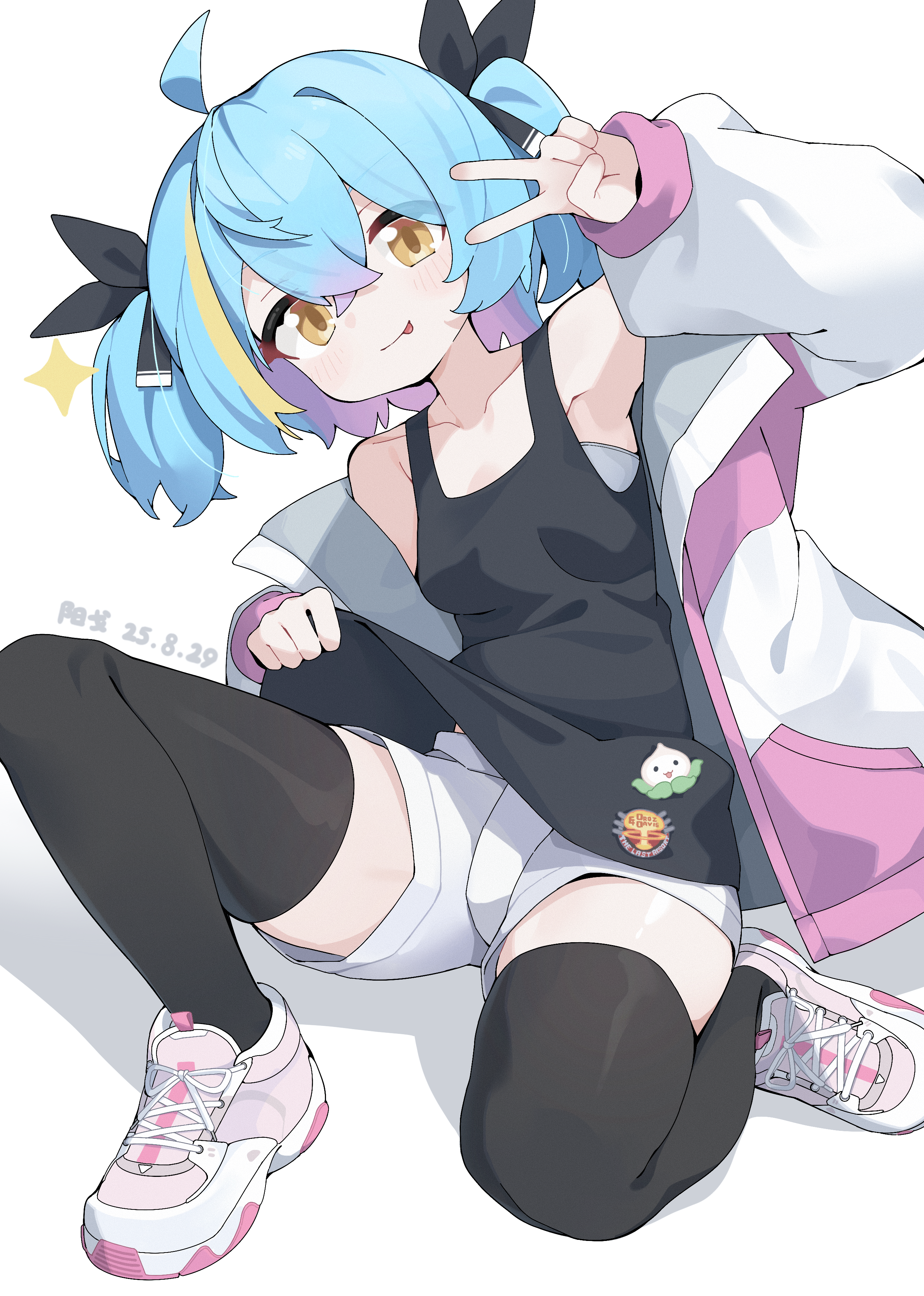 mofftarkin, original, absurdres, chinese commentary, highres, 1girl, black thighhighs, blue hair, dated, jacket, multicolored hair, shoes, shorts, solo, tank top, thighhighs, tongue, tongue out, v, white background, white jacket, white shorts, yellow eyes