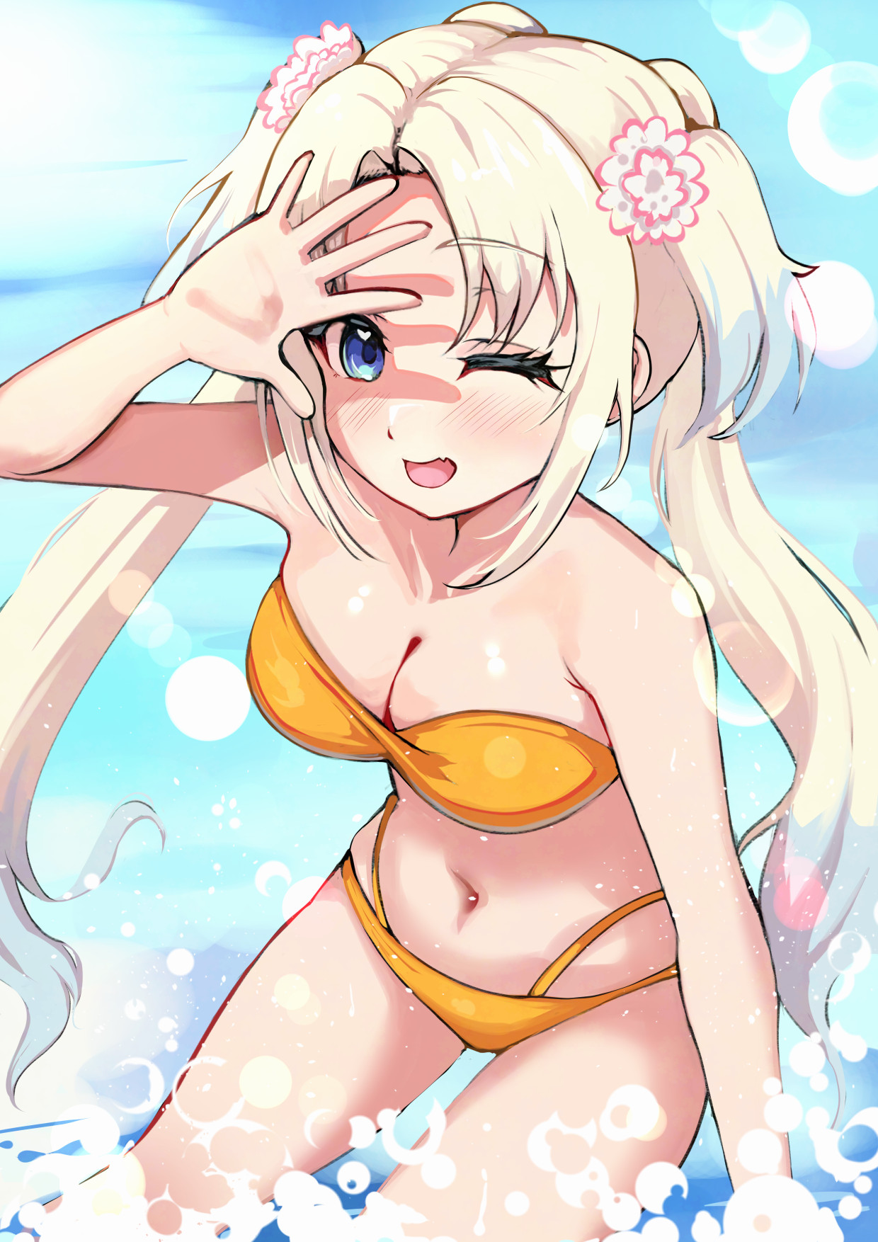 pisagi, original, highres, 1girl, arm up, bare arms, bikini, blonde hair, blue eyes, blue sky, blurry, blurry background, blush, breasts, cleavage, day, fang, flower, hair flower, hair ornament, long hair, medium breasts, navel, ocean, one eye closed, open mouth, orange bikini, outdoors, sidelocks, skin fang, sky, smile, solo, swimsuit, twintails, wet