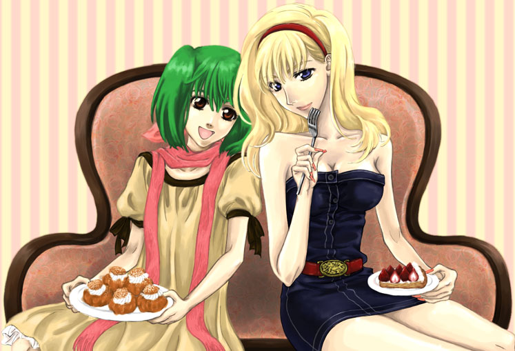 ranka lee, sheryl nome, macross, macross frontier, 00s, 2girls, bare shoulders, belt, blonde hair, blue eyes, cake, couch, food, fork, green hair, multiple girls, nail polish, red eyes, scarf, sitting, smile, strapless