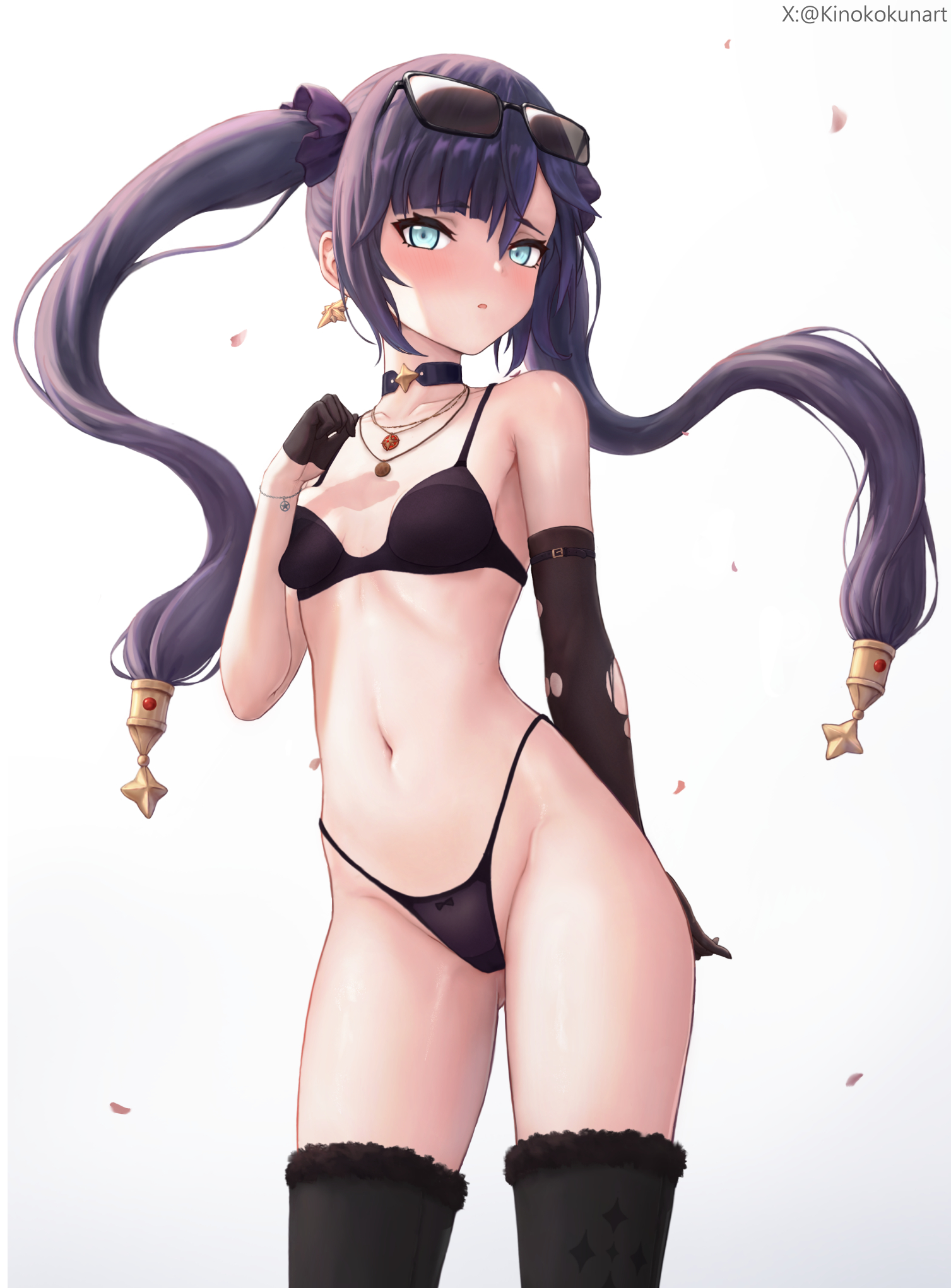 kinoko kun, mona (genshin impact), genshin impact, highres, large variant set, revision, variant set, 1girl, alternate costume, bikini, black bikini, black choker, black gloves, black thighhighs, breasts, choker, cowboy shot, eyewear on head, floating hair, fur-trimmed thighhighs, fur trim, gloves, green eyes, hand up, long hair, looking at viewer, navel, purple hair, simple background, small breasts, solo, stomach, sunglasses, swimsuit, thighhighs, twintails, white background