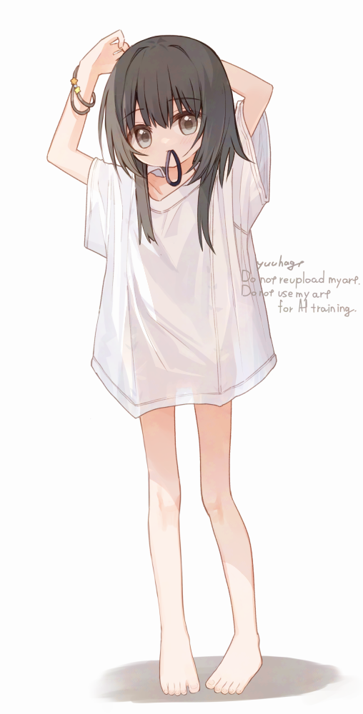 yuuhagi (amaretto-no-natsu), shiho (yuuhagi (amaretto-no-natsu)), original, commentary request, 1girl, arms up, artist name, barefoot, black hair, bottomless, full body, hair between eyes, hair tie in mouth, long hair, mouth hold, naked shirt, shirt, short sleeves, signature, simple background, solo, standing, toes, watermark, white background, white shirt