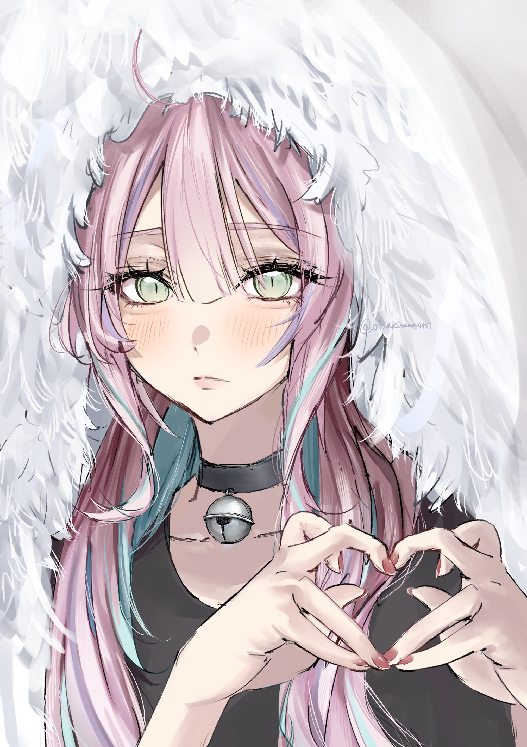 original, absurdres, commentary request, highres, 1girl, bell, black choker, black shirt, choker, fur-trimmed hood, fur trim, green eyes, hair between eyes, heart, heart hands, hood, long hair, looking at viewer, multicolored hair, neck bell, otsukisama4951, pink hair, pink nails, portrait, shirt, solo, streaked hair, t-shirt