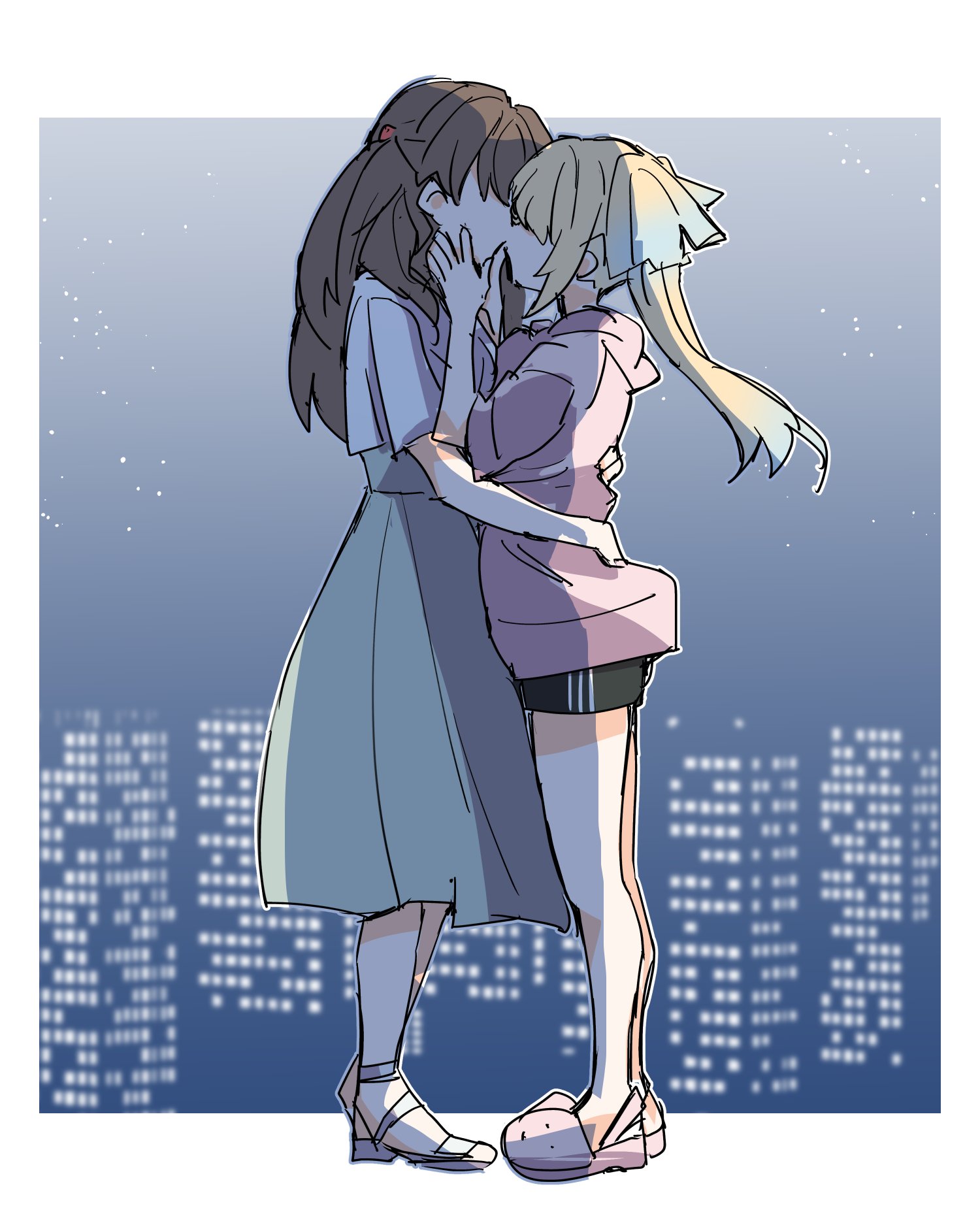 kanduki kamibukuro, fujishima megumi, osawa rurino, link! like! love live!, love live!, commentary, highres, 2girls, black shorts, blonde hair, blue streaks, brown hair, building, city, crocs, dress, grey dress, hand on another's waist, hood, hoodie, kiss, long hair, multiple girls, night, outdoors, purple hoodie, sandals, short sleeves, shorts, sky, standing, star (sky), yuri