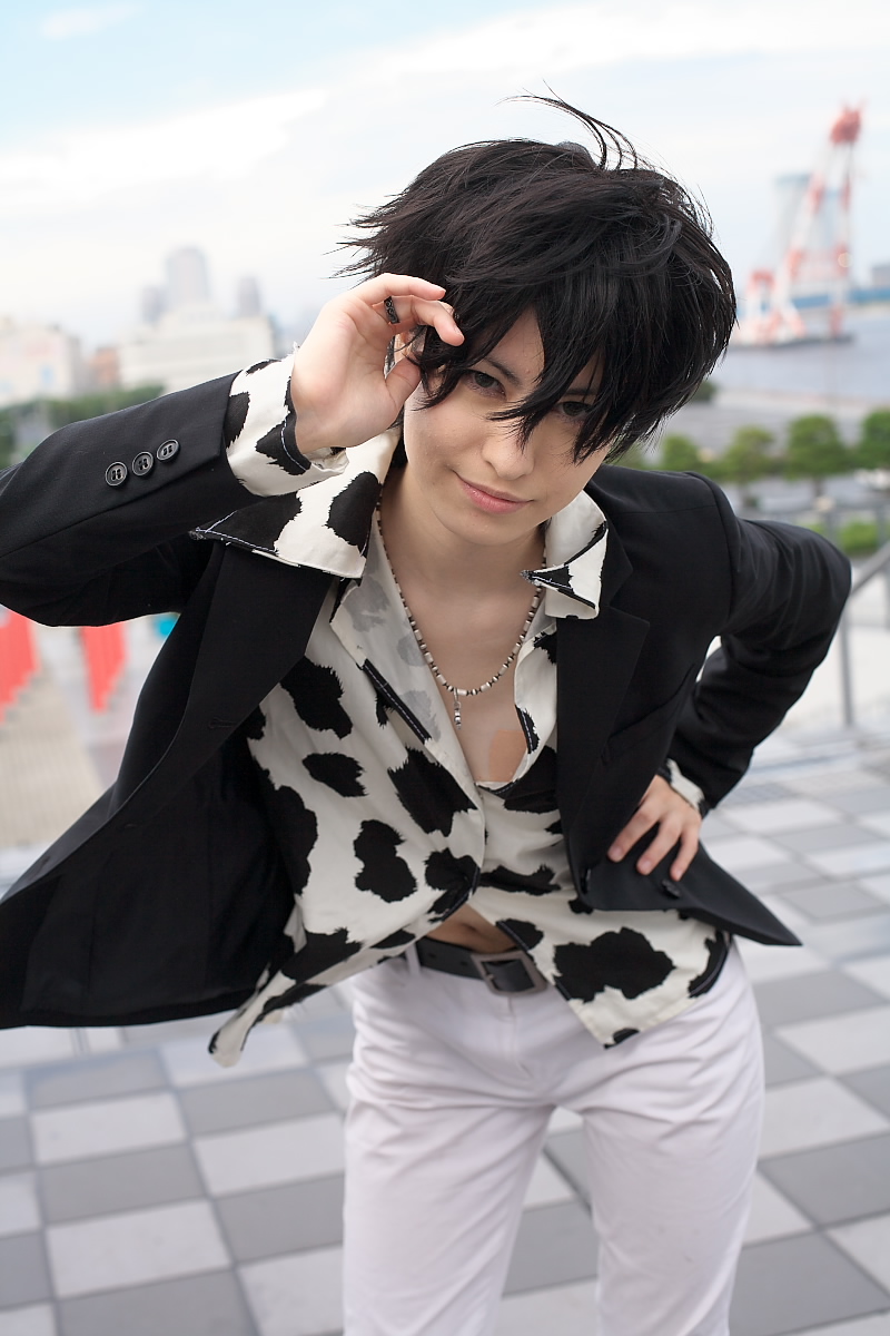 highres, photo (medium), tagme, cow print, midriff, pants, short hair