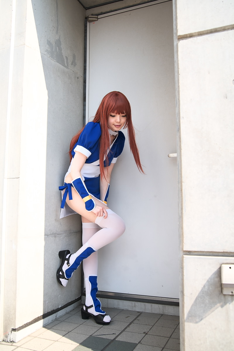 namada, kasumi (doa), dead or alive, tecmo, highres, photo (medium), 1girl, adjusting clothes, adjusting legwear, asian, breasts, cosplay, door, female focus, kasumi (doa) (cosplay), long hair, outdoors, panties, pelvic curtain, red hair, sandals, side-tie panties, small breasts, smile, solo, thighhighs, tile floor, tiles, underwear, white thighhighs