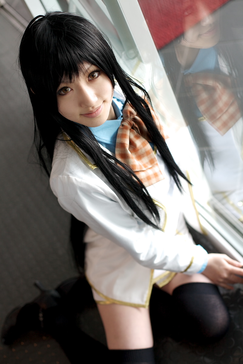 saya (cosplayer), nanto yaya, strawberry panic!, highres, photo (medium), blazer, blouse, bow, cosplay, jacket, miniskirt, school uniform, shirt, skirt, thighhighs
