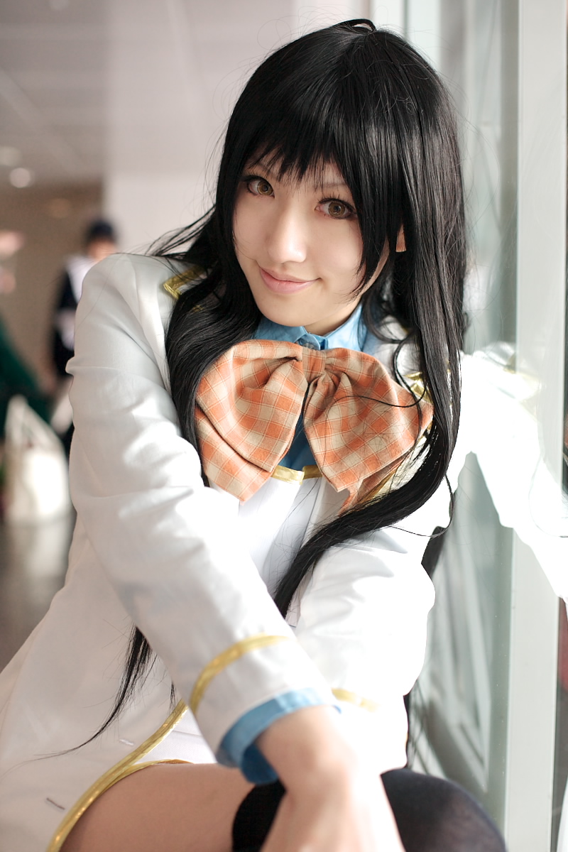 saya (cosplayer), nanto yaya, strawberry panic!, highres, photo (medium), blazer, blouse, bow, cosplay, jacket, miniskirt, school uniform, shirt, skirt, thighhighs