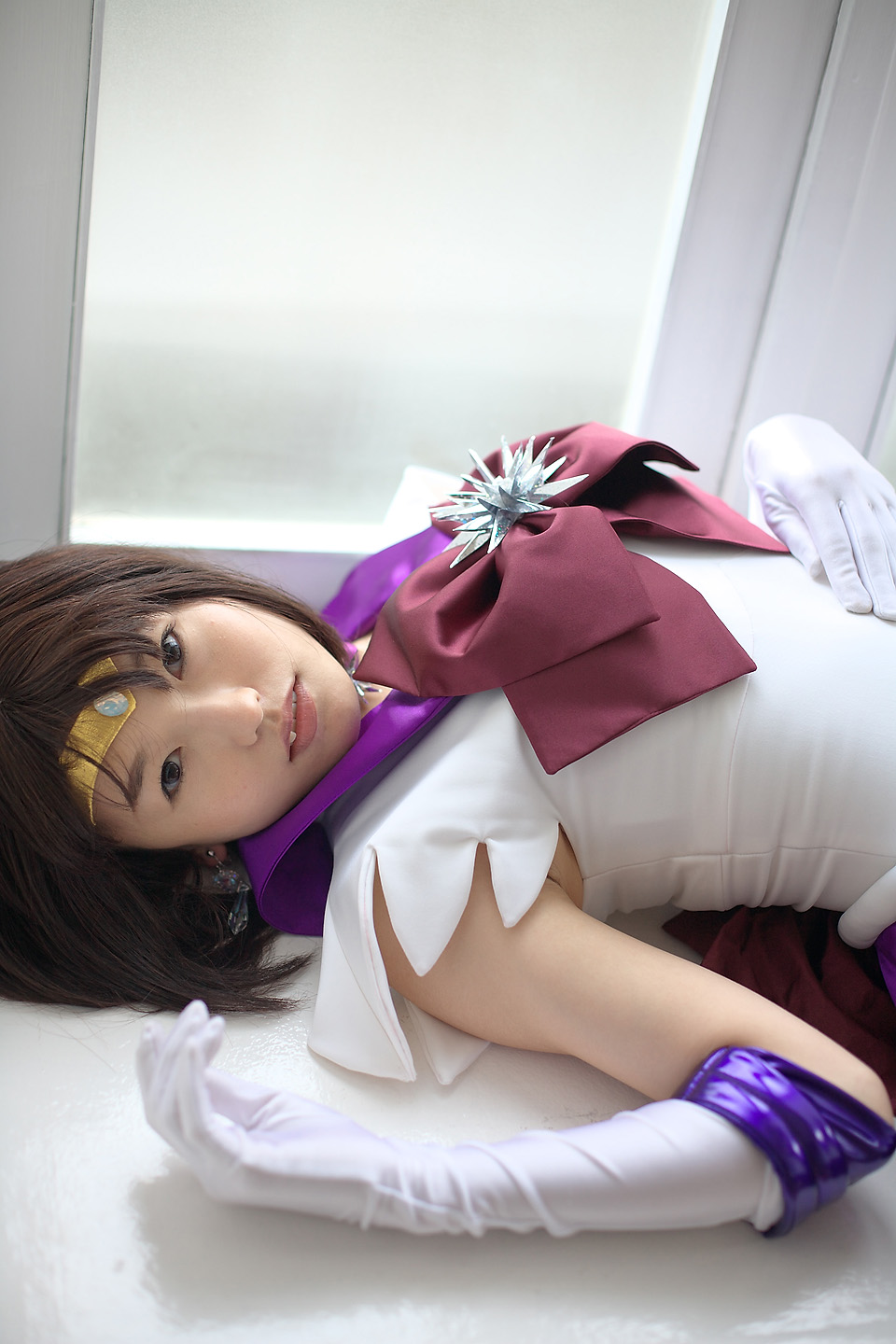 kumi, sailor saturn, tomoe hotaru, bishoujo senshi sailor moon, highres, photo (medium), cosplay, elbow gloves, fang, gloves, pantyhose