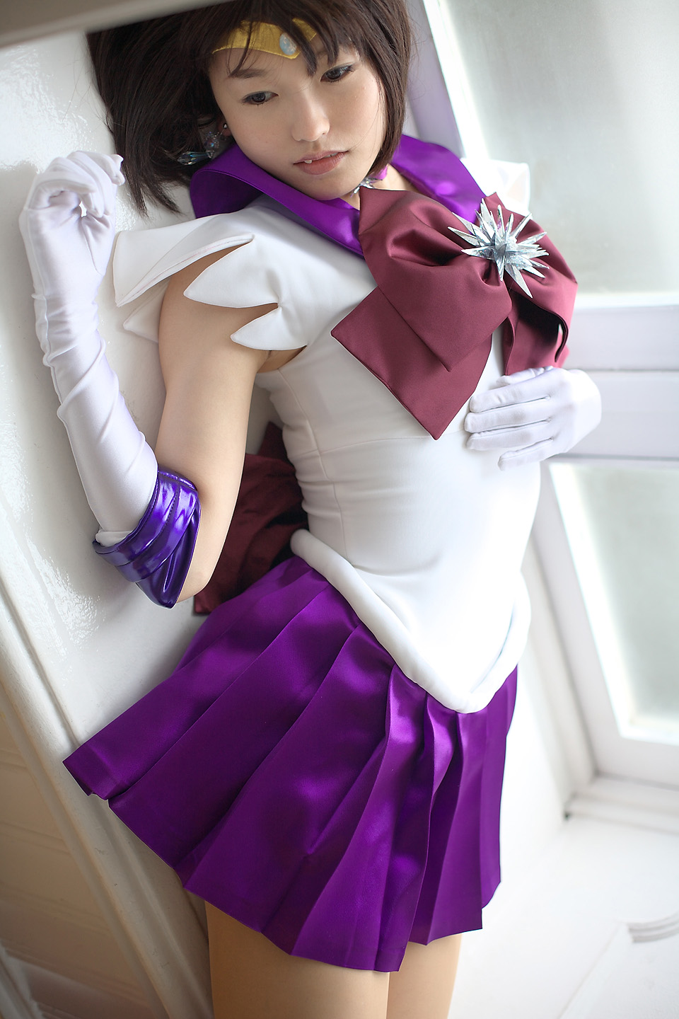 kumi, sailor saturn, tomoe hotaru, bishoujo senshi sailor moon, highres, photo (medium), cosplay, elbow gloves, fang, gloves, pantyhose