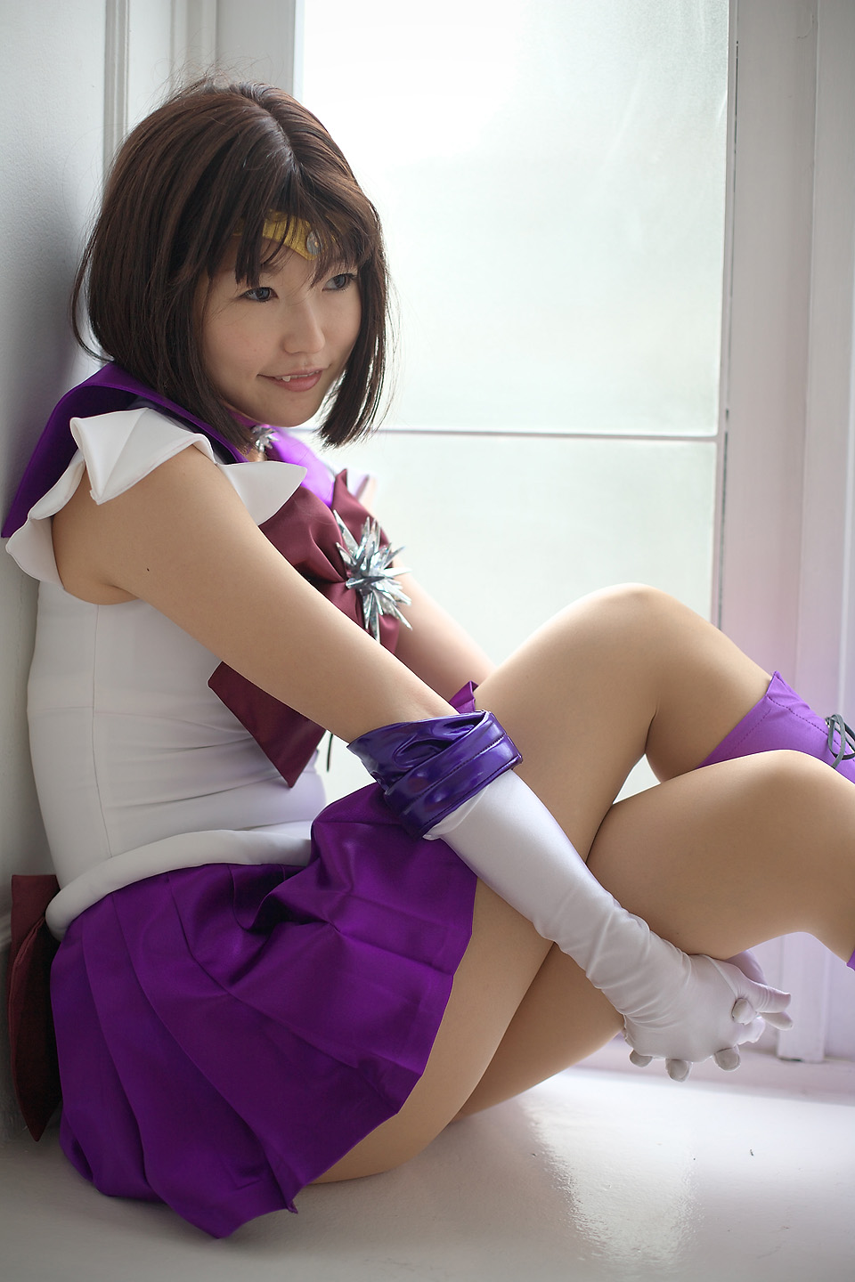 kumi, sailor saturn, tomoe hotaru, bishoujo senshi sailor moon, highres, photo (medium), boots, cosplay, elbow gloves, fang, gloves, pantyhose