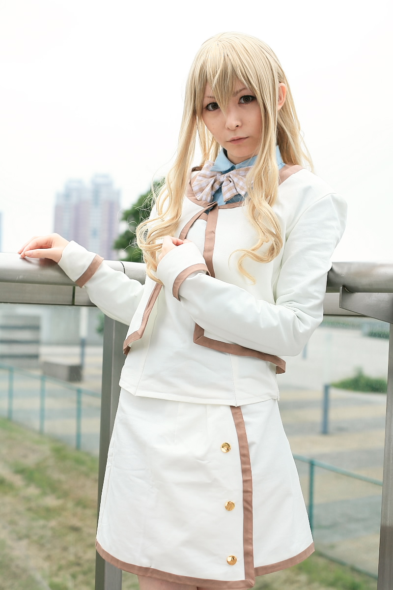 konohana hikari, strawberry panic!, highres, photo (medium), 1girl, asian, blazer, blonde hair, cosplay, female focus, jacket, konohana hikari (cosplay), looking at viewer, miniskirt, para noiko, school uniform, skirt, solo