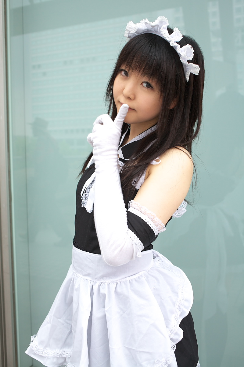 highres, photo (medium), apron, cosplay, eruna, maid, maid apron