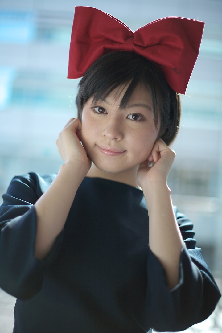 fumi, kiki (majo no takkyuubin), majo no takkyuubin, studio ghibli, photo (medium), bow, cosplay, large bow
