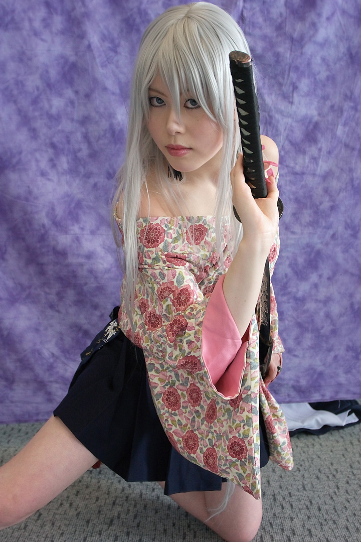 takizawa kazuya, natsume maya, tenjou tenge, silver hair, photo (medium), cosplay, sword, weapon