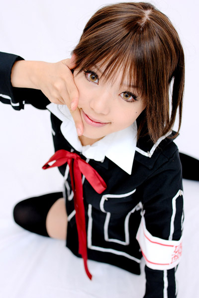 kipi-san, kurosu yuuki, vampire knight, photo (medium), 1girl, armband, asian, brown eyes, brown hair, cosplay, female focus, kurosu yuuki (cosplay), looking at viewer, school uniform, short hair, simple background, solo, thighhighs, white background, zettai ryouiki