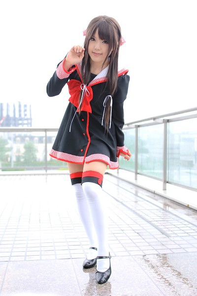 kipi-san, masuda shizuka, final approach, photo (medium), 1girl, asian, breasts, brown hair, cosplay, female focus, hair ribbon, long hair, looking at viewer, masuda shizuka (cosplay), outdoors, ribbon, sailor collar, school uniform, serafuku, small breasts, solo, thighhighs, zettai ryouiki