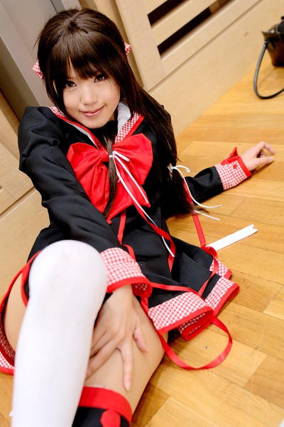kipi-san, masuda shizuka, final approach, photo (medium), 1girl, asian, breasts, brown eyes, brown hair, cosplay, dutch angle, female focus, hair ribbon, indoors, long hair, looking at viewer, masuda shizuka (cosplay), mole, on floor, ribbon, sailor collar, school uniform, serafuku, small breasts, solo, thighhighs, wooden floor