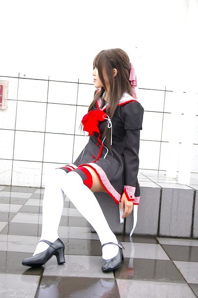 kipi-san, masuda shizuka, final approach, looking away, photo (medium), 1girl, asian, breasts, brown hair, cosplay, female focus, hair ribbon, long hair, masuda shizuka (cosplay), ribbon, sailor collar, school uniform, serafuku, small breasts, solo, thighhighs