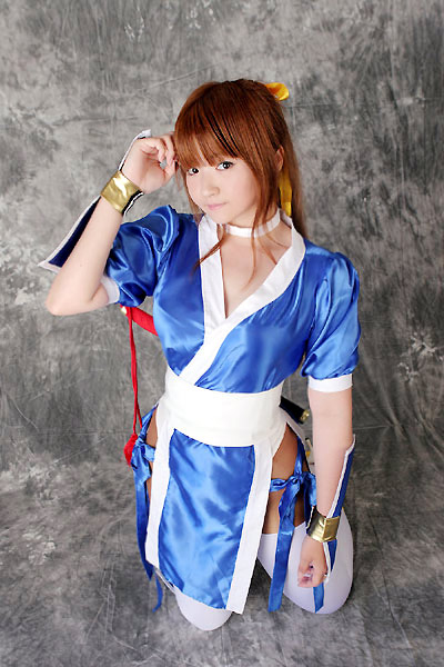 mizuhara arisa, kasumi (doa), dead or alive, tecmo, photo (medium), tagme, 1girl, asian, cosplay, female focus, indoors, kasumi (doa) (cosplay), kneeling, long hair, looking at viewer, pantyhose, pelvic curtain, ponytail, solo, sword, thighhighs, thighhighs over pantyhose, wakizashi, weapon, white thighhighs