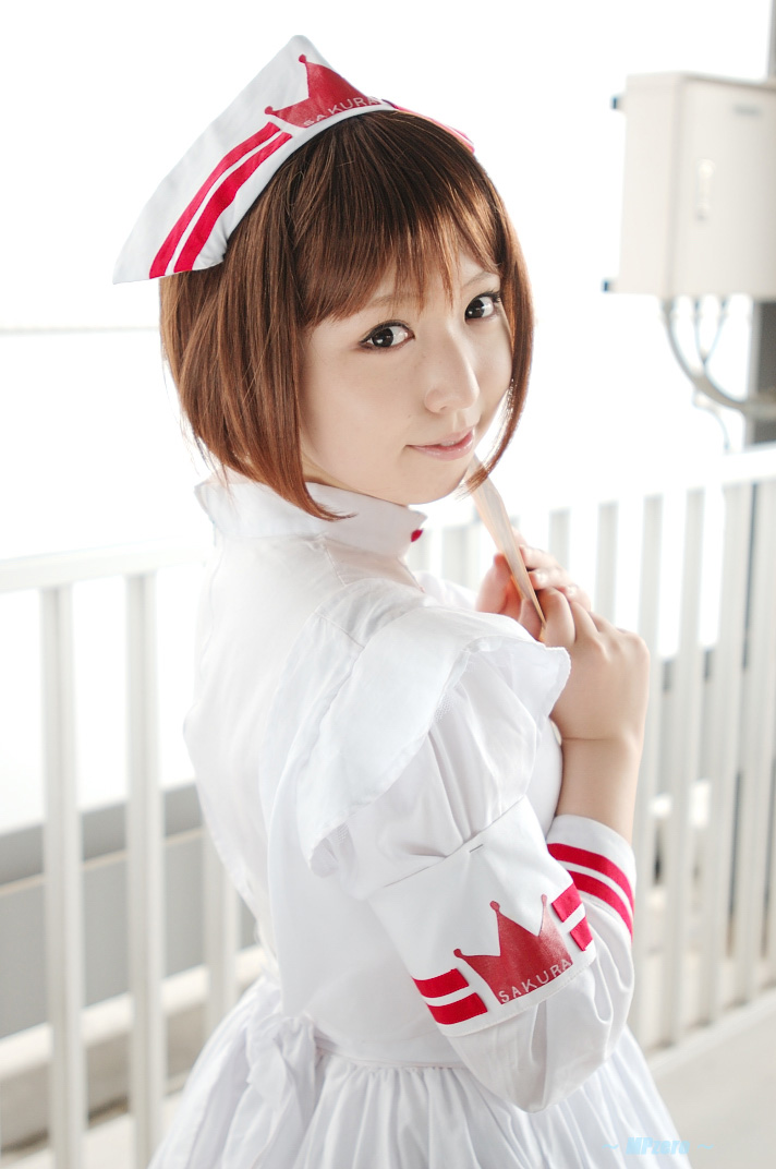 koto (keioteo), clow card, kinomoto sakura, cardcaptor sakura, photo (medium), 1girl, asian, brown hair, character name, cosplay, female focus, kinomoto sakura (cosplay), looking at viewer, looking back, nurse, short hair, smile, solo