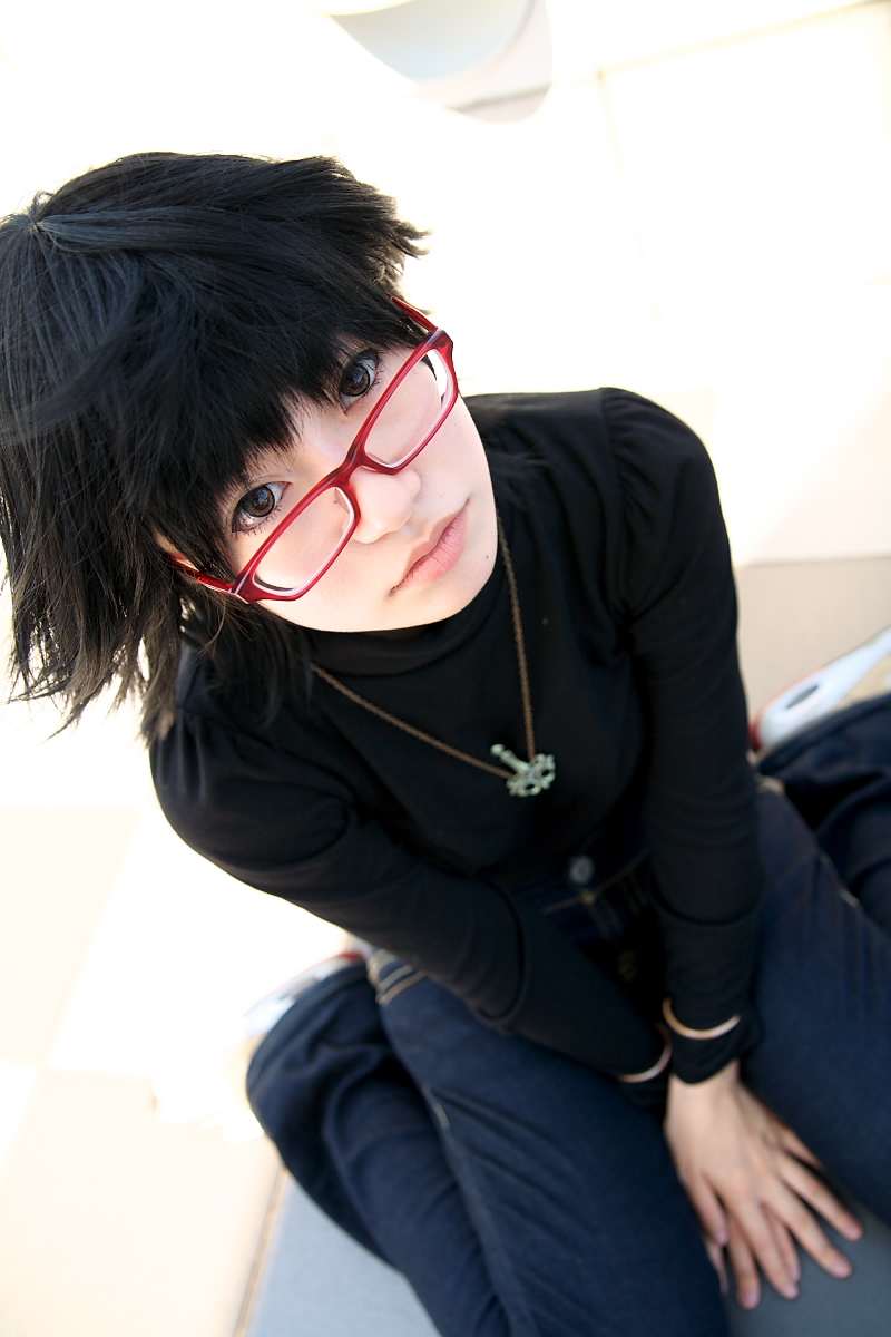naito, shizuku murasaki, hunter x hunter, highres, photo (medium), cosplay, denim, glasses, jeans, pants, turtleneck