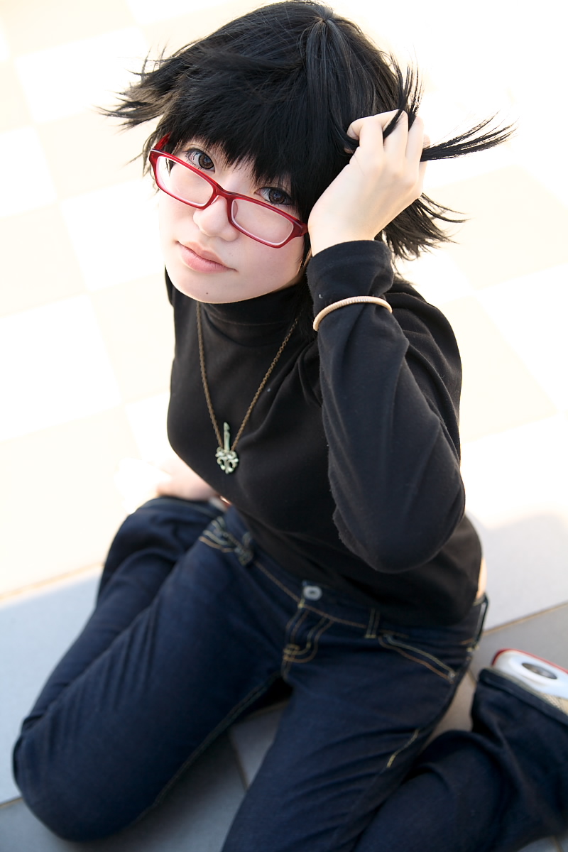 naito, shizuku murasaki, hunter x hunter, highres, photo (medium), cosplay, denim, glasses, jeans, pants, turtleneck