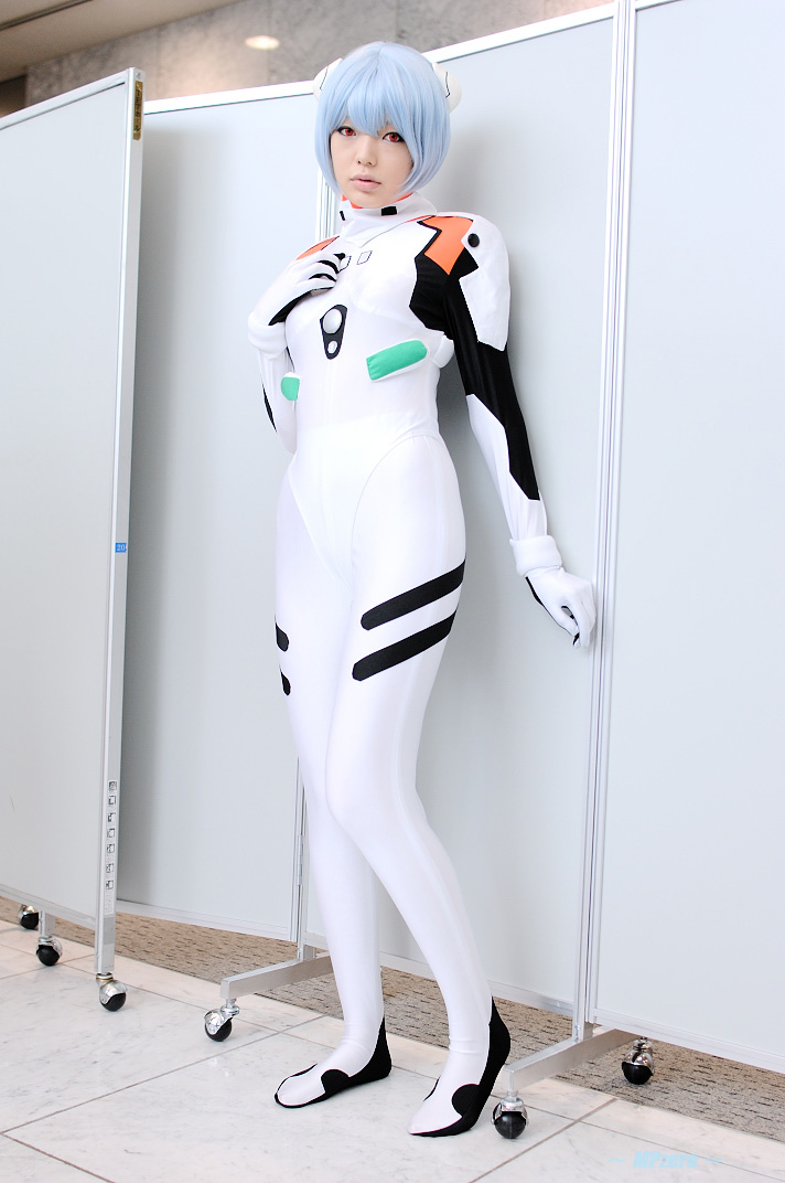 namada, ayanami rei, neon genesis evangelion, photo (medium), 1girl, asian, blue hair, breasts, color contacts, cosplay, female focus, full body, hairpods, looking at viewer, mecha pilot suit, parted lips, plugsuit (cosplay), plugsuit (evangelion), short hair, small breasts, solo, standing